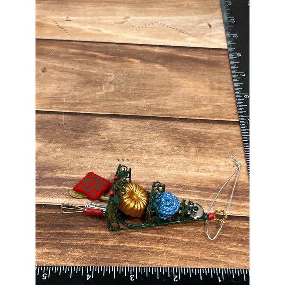 2005 HALLMARK ORNAMENT QXG4282 O KITCHEN RACK CHRISTMAS TREE EDITH KEGRIZE - Picture 7 of 8